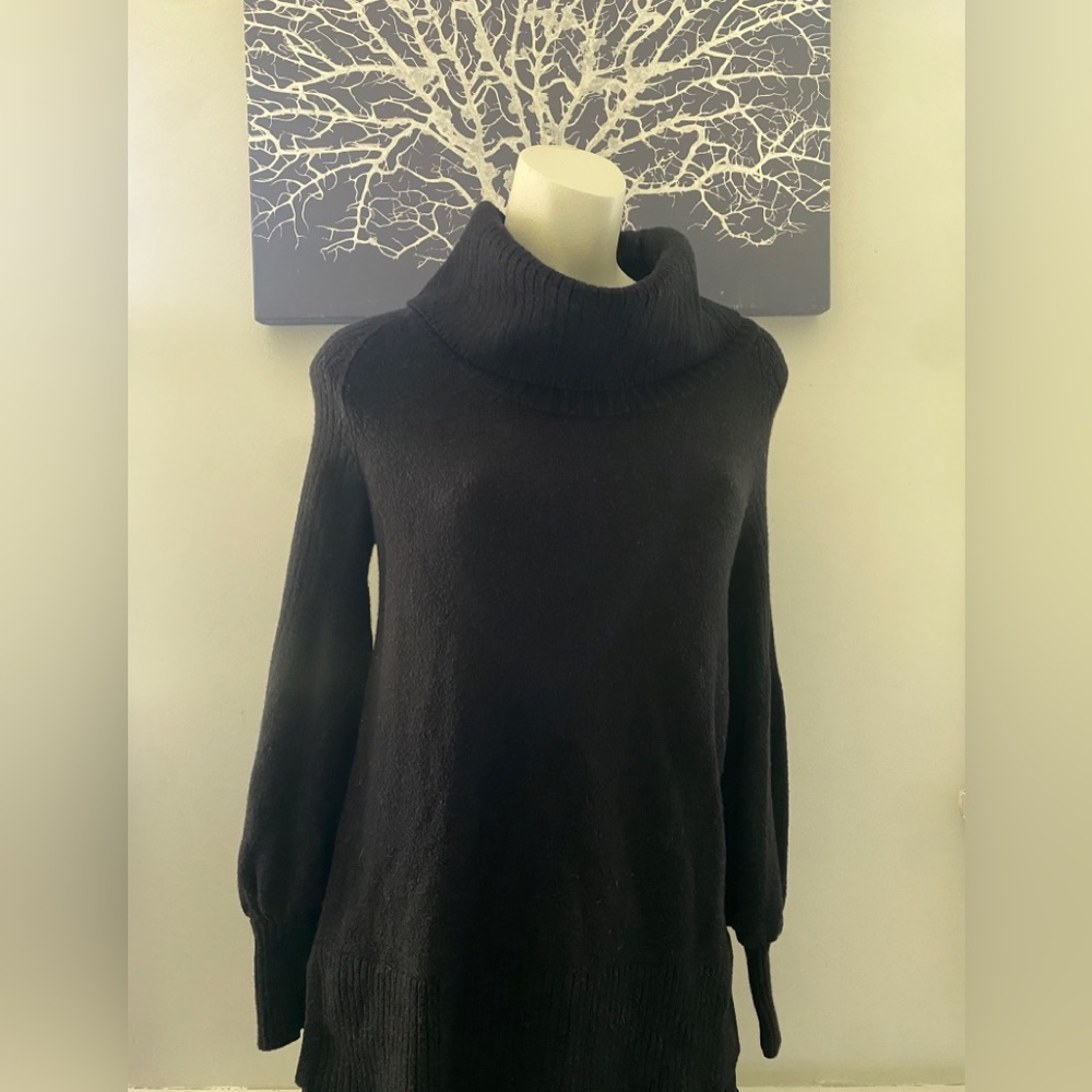 Anthropologie black oversized cowl neck ribbed sweater with fitted sleeve cuffs